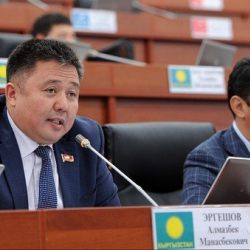 Алмазбек Эргешов: «Бала бакча ачууга лицензия алуу жол-жоболору кыйла жеӊилдетилгенине карабастан, элет жергесинде бала бакча жетишсиз болууда»