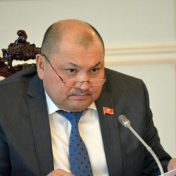 ВИДЕО: Кожобек Рыспаев: ЖЭБ боюнча парламент моралдык гана жоопкерчилик тартат