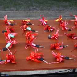 ФОТО - ГКНБ: В Оше состоялась торжественная церемония вручения ключей от служебных квартир для сотрудников спецслужб