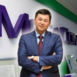 Акылбек Жамангулов, “Мегакомдун” башкы директору: Директордун маянасын 75%га кыскарттым