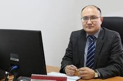 Жүзүңдү аччы, Гүлчөтай? 