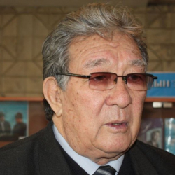 Бексултан Жакиев, Кыргыз эл баатыры: “Элибизди атуулдук духка, кең пейилдикке тарбиялайлы десек “Манасты” билишибиз керек. Биз “Манас” менен элбиз”