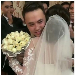 СҮРӨТ - Сайкал Садыбакасованын күйөөсү Максат мурдагы сүйгөнүнө ачык кат жазды