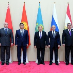 Сооронбай Жээнбеков ЖККУ Жамааттык коопсуздук кеңешинин сессиясына катышты