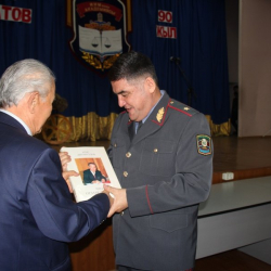 Курсан Асанов: Мекенибизге болгон патриоттук күчтүү сезимдер да Айтматовдун чыгармаларынын таасиринде жаралды