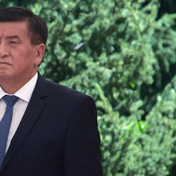 “Көпүрөлөрдү Атамбаев эбак эле өрттөп салган”