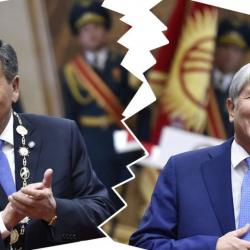 Атамбаев: “Депутаттар ортого түшсө да, Исаковду, Кулматовду чыгарасың"