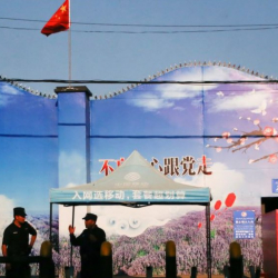 Кадер менен Дырылдаев Кытайдагы "лагерлер" боюнча билдирүү таратышты