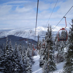 Кыргызстанда 23 тоо лыжасы сезонго даяр