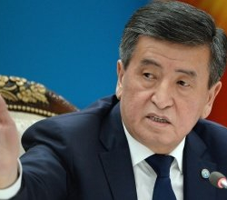 Сооронбай Жээнбеков: Мамлекеттин миграциялык саясаты жарандарыбыздын турмушун жакшыртууга, айрыкча балдардын кызыкчылыктарын коргоого багытталууга тийиш