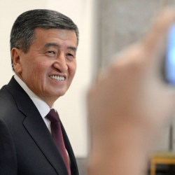 Өлкө башчы: "Ал “170 миң доллар алдым” деп айтты.Ким берди? Кимден алды? Жооп берсин..."