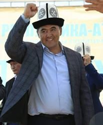 Ичине таруу айланбаган саясатчылар Ташиевден үлгү алса... 