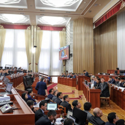 Саясатчылар жаңыланышы керек