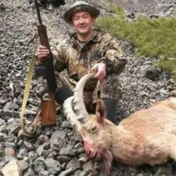 Депутат Жыргалбек Турускуловго түз суроо: Соттогу кылмыш ишиңизди жабууга канча каражат кетти?