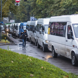 14-январда Бишкекте маршрутка айдагандар иш ташташып, эгер таксисттер эл ташыса тепкиге калышабы?