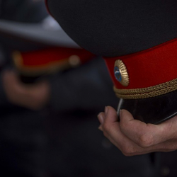 Полковникти өлтүрө сүзүп качып кеткен