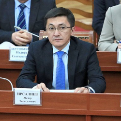 Социалдык фонддун төрагасы менен Айтмамат Назаров токой чарбаларына барып келишмей болду