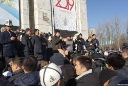 Милиция митингчилер тууралуу: "Бүгүн эртең менен эч ким үйүнөн кармалып кеткен эмес"