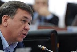Азамат Арапбаев, КСДП фракциясынан ЖК депутаты: “Мамлекет айып пулдарды акча табуу максатында эмес, тартипти күчөтүү үчүн көтөрдү”