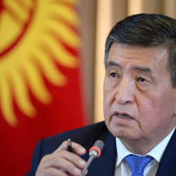 Баткенден президентке КАЙРЫЛУУ: БатМУдагы коррупциялык жол көзөмөлдөн чыкты