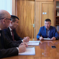 Канатбек Исаев: «Кандай болбосун, биз CASA-1000 долбоорунун алкагында эмнелерди аткара алар-албасыбызга азыртан так жооп алышыбыз керек»