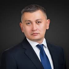 Александр Крестининди алып келген Пирматовго да алкыш айтуу керек