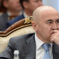 Депутат: Сырттан келип бирөө чечип берет деген туура эмес