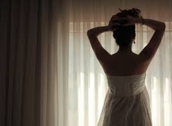 Айнура: "Отузга чыга элек күйөөмдөн жийиркенем..."