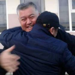 Кадыров менен Асанов эркиндикке чыкты