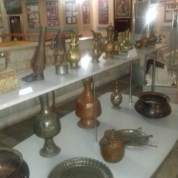 Сүрөт - Депутаттар Курманжан Датканын музейинен кабар алды