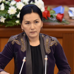 Экс-генпрокурор Аида Салиянова эмнеге булганган?