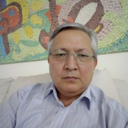 Адилбек Бакиев, экс-президенттин иниси: “Экс ажоолордун кимиси болбосун Бакиевдерди каралоо салтка айланып калганы жалганбы?”