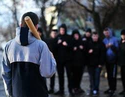 Эркиндик бульварында бычак жеп каза болгон баланын өлүмүнүн чоо-жайы айтылды