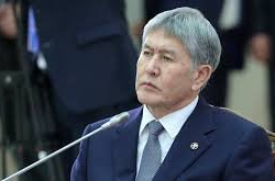 Алмазбек Атамбаев менен жолуккусу келбегендер четтен чыга баштады
