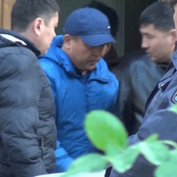 Икрам Илмиянов ресторандын тамагын ичип, түрмөдө жыргап жатат