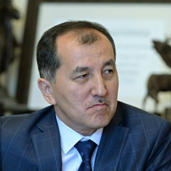 Конституциялык палатанын төрагасы Эркинбек Мамыров Атамбаевдик “Форумдун” көрсөтмөсүн аткардыбы?