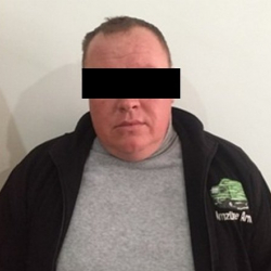 ВИДЕО - ИИМ КМК: Ички иштер органдары тарабынан адамдарды уурдоо жана опузалап талап кылуу менен алектенген кылмыштуу топ кармалды