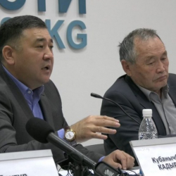 Кубанычбек Кадыров:  Отунбаева мага “Атамбаев алдап жатат”, деп айтып...