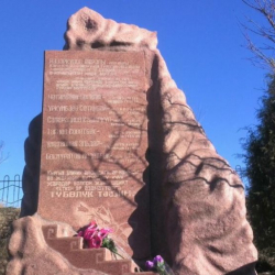 Кыргызстандагы энелердин жалпы элге кайрылуусу: «Каргашалуу, кайгылуу окуяларды эскерүү күнүн саясий кызыкчылыгына пайдалангандарды ээрчибегиле!»