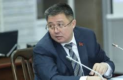 Алмазбек Эргешов, «Кыргызстан» фракциясынан ЖК депутаты: «Айып пулдун көп экенине карабай "Коопсуз шаарды"колдойлу»