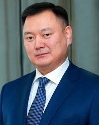 Банктагы доллар Зилалаевдики эмес экен, кимдики?