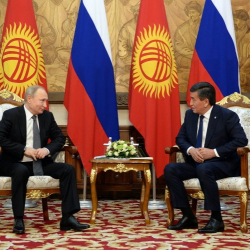 Президент Сооронбай Жээнбеков менен Президент Владимир Путиндин сүйлөшүүлөрүнүн жыйынтыктары боюнча Биргелешкен билдирүүгө кол коюлду