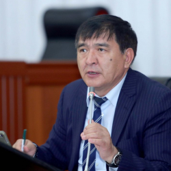 Экмат Байбакпаев, Жогорку Кеңештин депутаты: «Мыйзамдарда камтылган азыркы ченемдер бюджеттин аткарылышы боюнча отчетторго кылдат талдоо жүргүзүүгө жолтоо болууда»