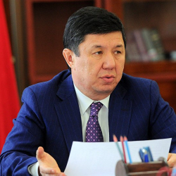 МААНИЛҮҮ МАЕК - Темир Сариев, “Ак-Шумкар” партиясынын лидери: “Атамбаев башка партия түзбөйт, ал күрөшөт”