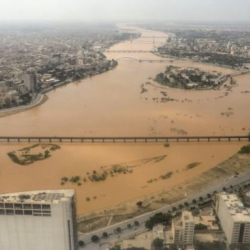 Иранда суу ташкыны 45 адамдын өмүрүн алды