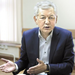 Исанын көнгөн адаты калбаптыр...