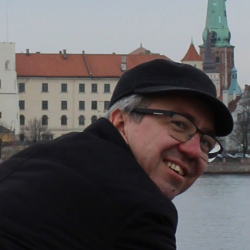 Кровопролитие режиссировали зарубежные спецслужбы. Алексей Елисеев 0 7 апреля