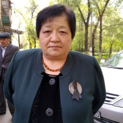 Бактыгүл Жумабаева: “Убактылуу Өкмөт нан менен дюшестин акчасын бербей кеткен”