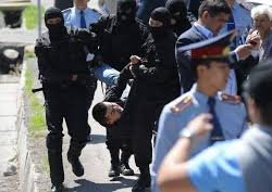 Казакстанда миттингге чыккандардан 80 адам кармалды