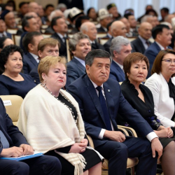 Фоторепортаж — Кыргызстан элинин ассамблеясына 25 жыл